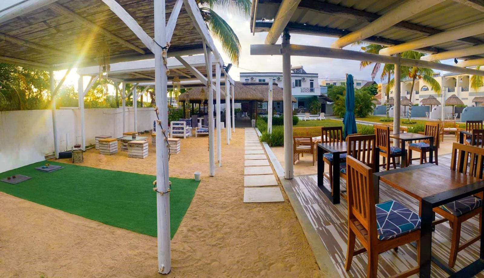 สเตลล่า ริน่า Bed & Breakfast กรองด์เบย์ ภายนอก รูปภาพ