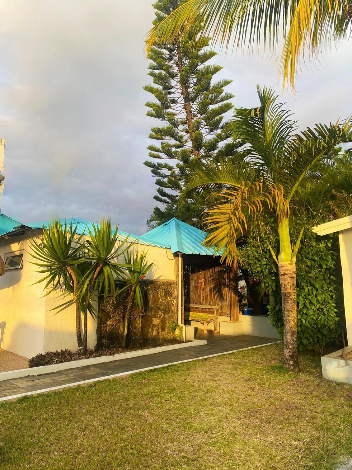 สเตลล่า ริน่า Bed & Breakfast กรองด์เบย์ ภายนอก รูปภาพ