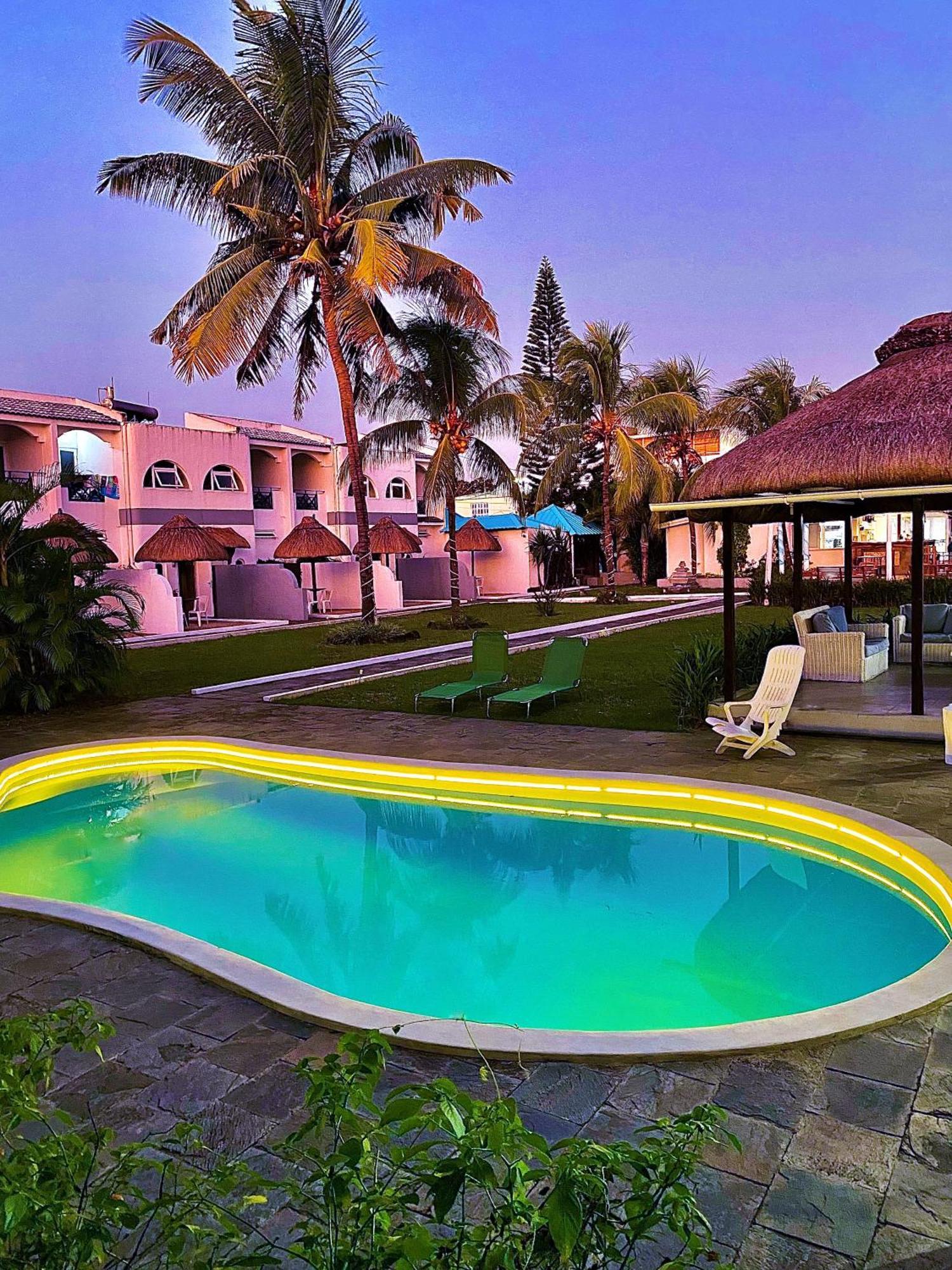 สเตลล่า ริน่า Bed & Breakfast กรองด์เบย์ ภายนอก รูปภาพ