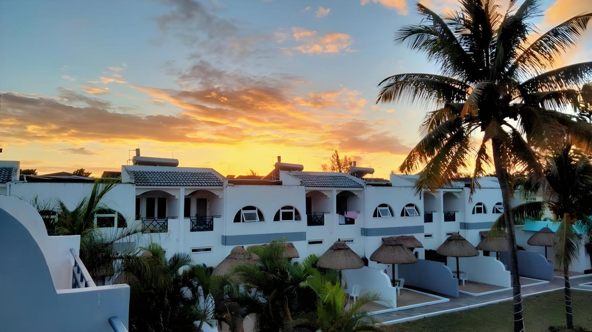 สเตลล่า ริน่า Bed & Breakfast กรองด์เบย์ ภายนอก รูปภาพ